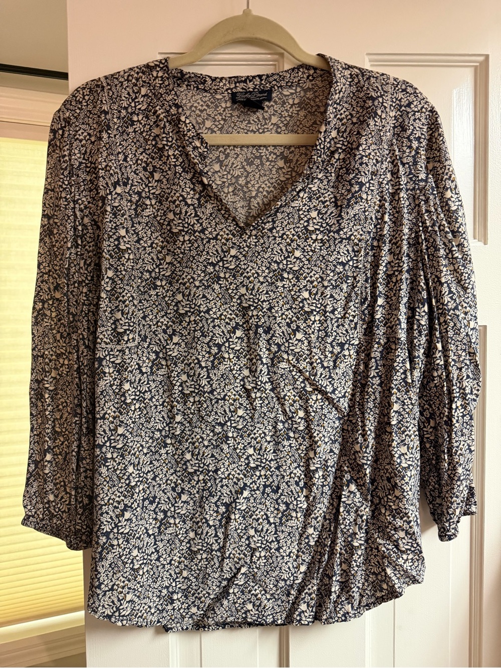 Lucky Brand Navy and White Floral V-Neck Long Sleeve Top